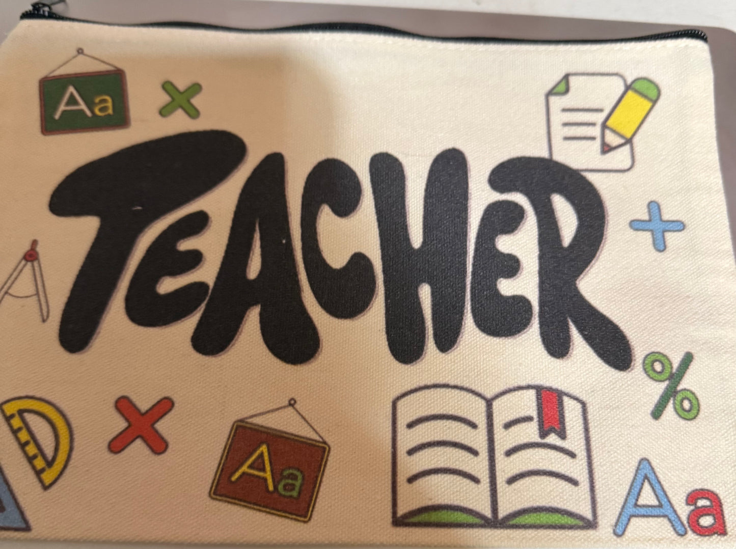 TEACHER ZIPPER POUCH